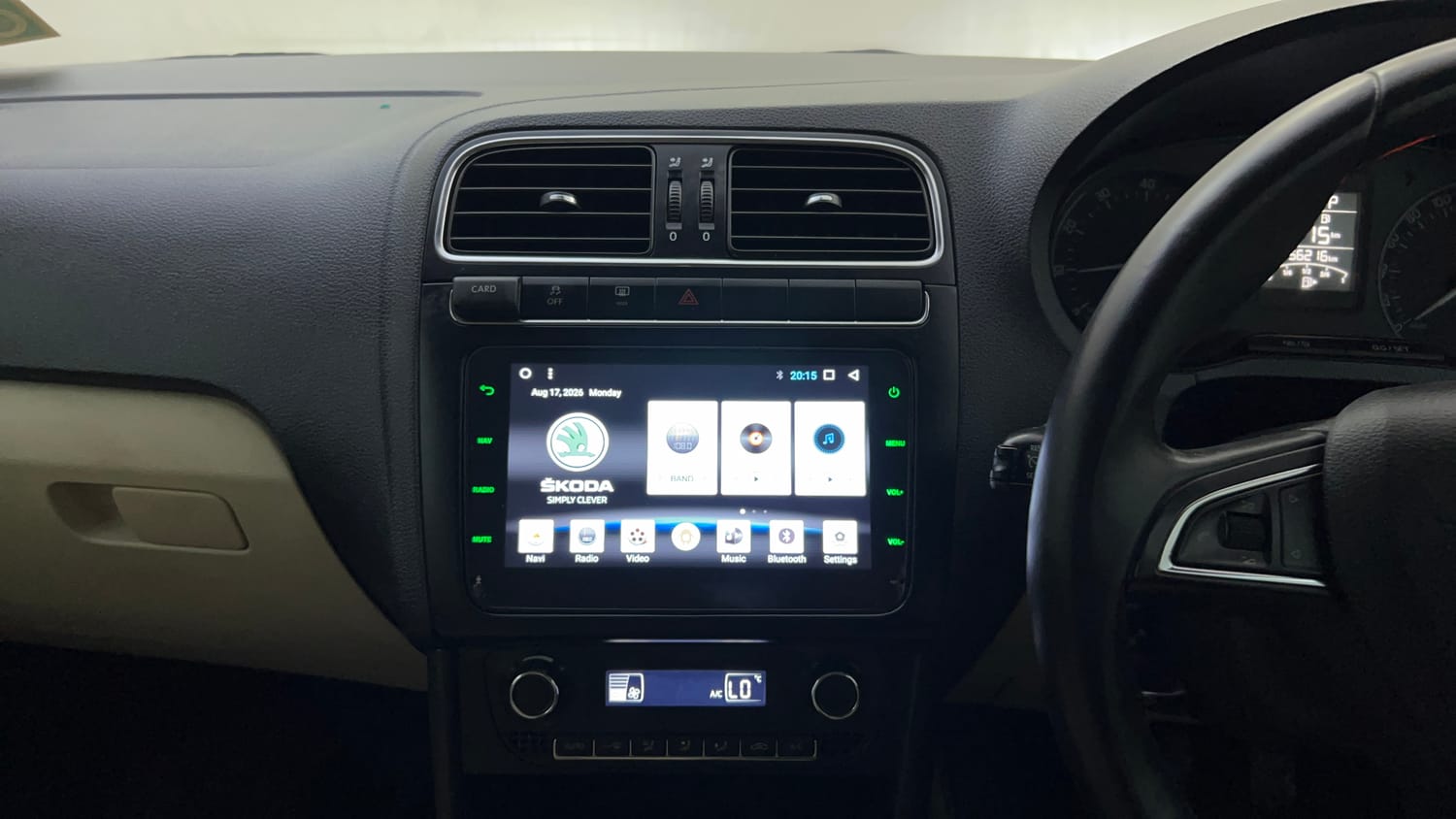 Used 2021 Skoda Rapid Style AT Petrol Automatic top_features Integrated (in-dash) music system