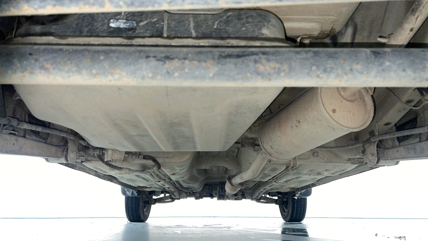 Used 2017 Maruti Suzuki Alto 800 VXI CNG (Outside Fitted) Petrol Manual extra REAR UNDERBODY VIEW (TAKEN FROM REAR)