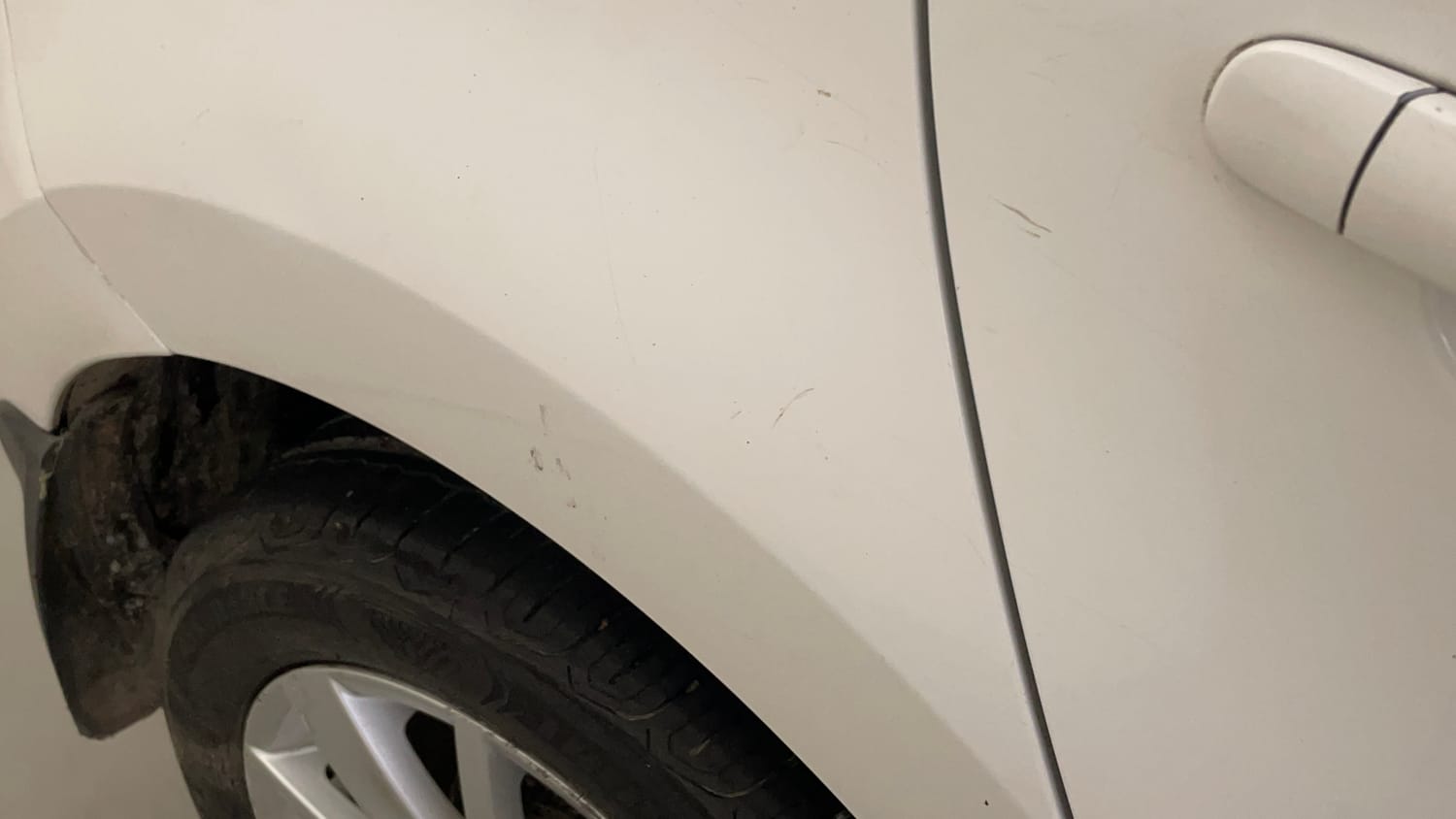 Used 2015 Volkswagen Polo Highline1.2L (P) Petrol Manual dents MINOR DENT