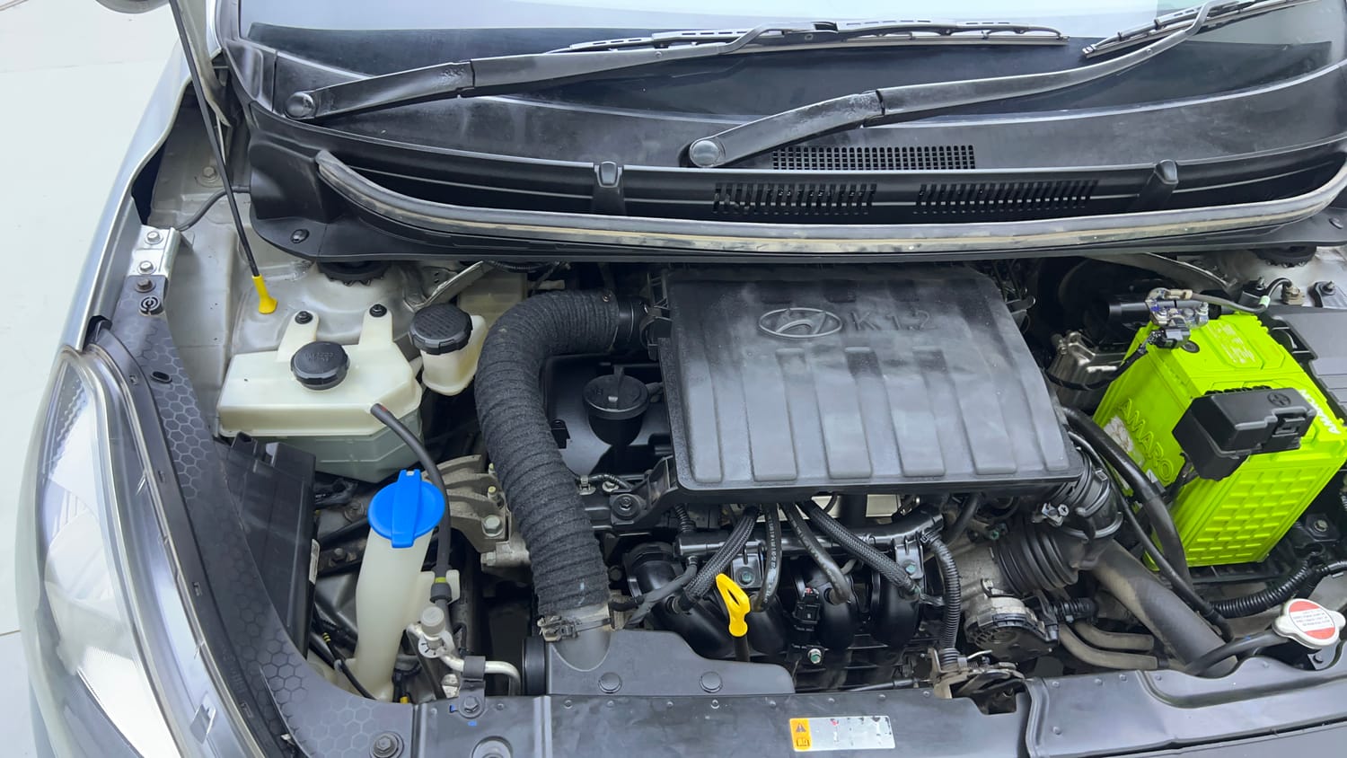 Used 2017 Maruti Suzuki Ertiga VXI CNG Cng Manual engine ENGINE RIGHT SIDE VIEW