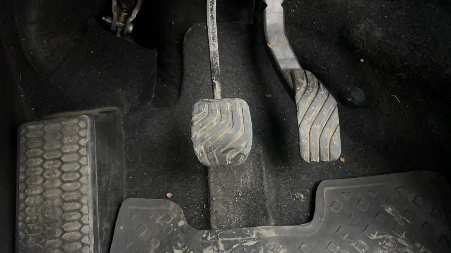 Used 2022 Renault Kiger RXZ AMT Petrol Automatic interior PEDALS VIEW