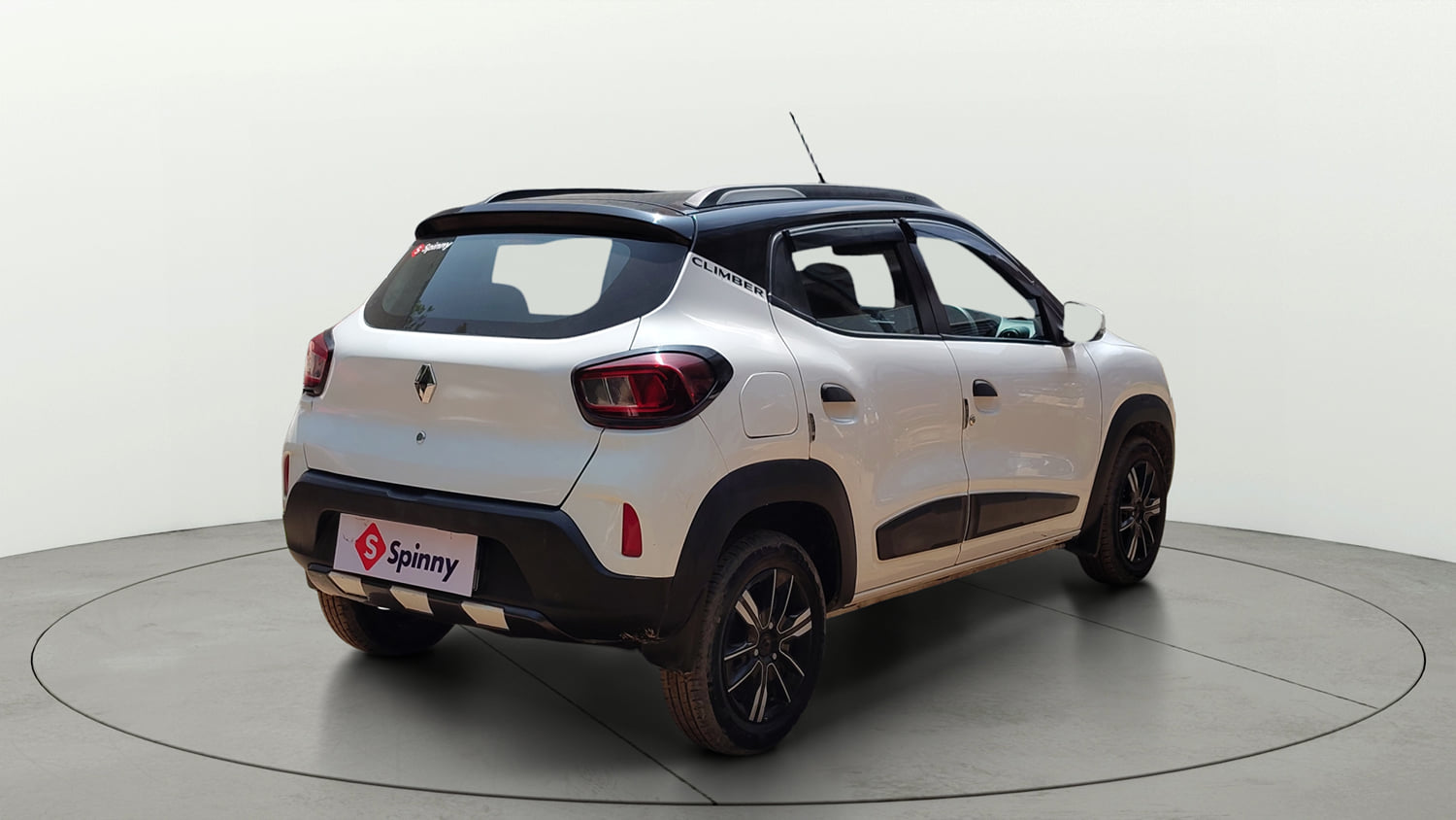 Used 2024 Renault Kwid CLIMBER 1.0 AMT Dual Tone Petrol Automatic exterior RIGHT REAR CORNER VIEW