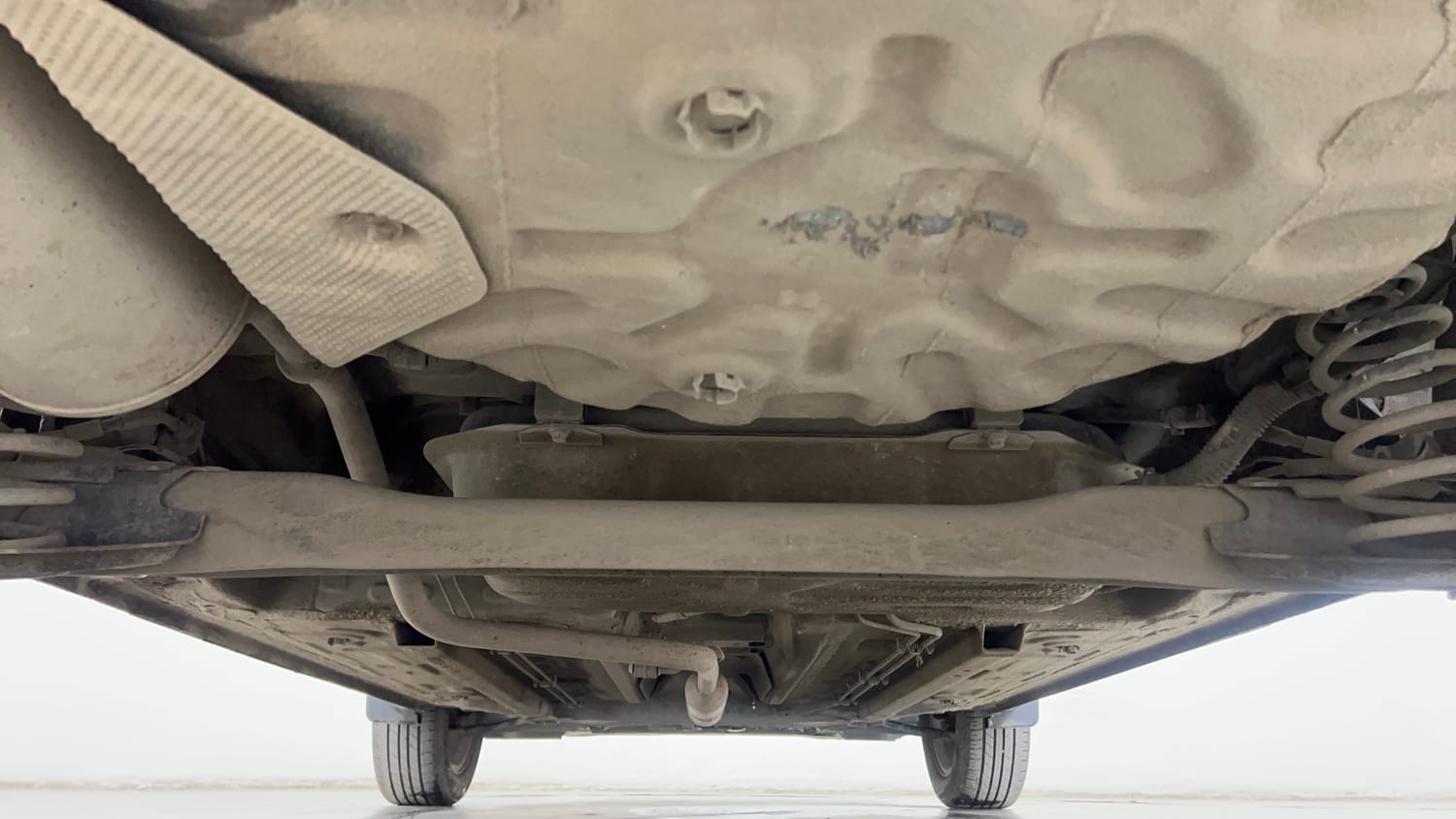 Used 2022 Renault Kiger RXZ AMT Petrol Automatic extra REAR UNDERBODY VIEW (TAKEN FROM REAR)