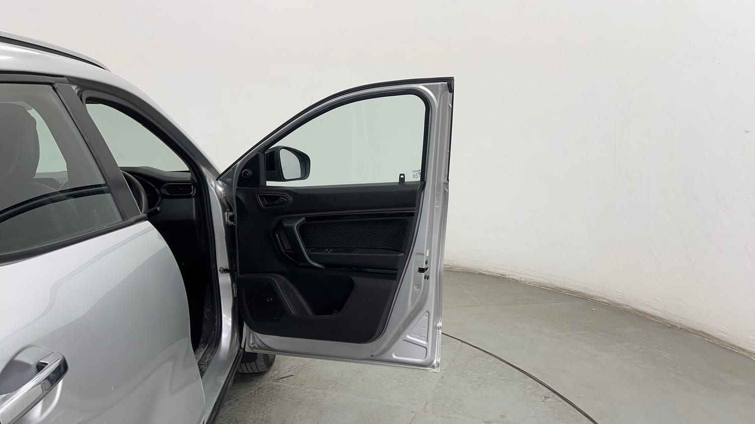 Used 2023 Renault Kiger RXE MT Petrol Manual interior RIGHT FRONT DOOR OPEN VIEW