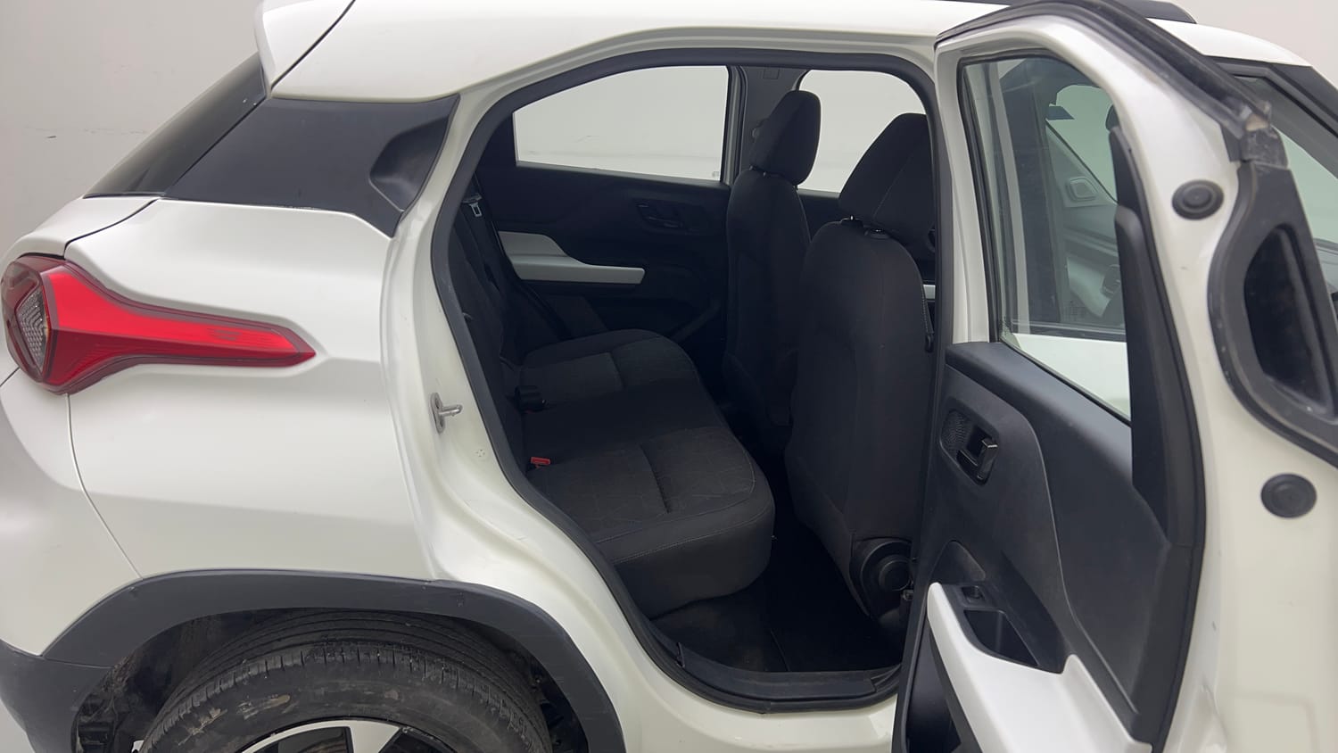 Used 2023 Tata Punch Accomplished Dazzle Sunroof CNG Cng Manual interior RIGHT SIDE REAR DOOR CABIN VIEW