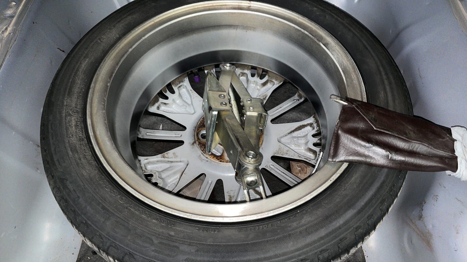 Used 2019 Honda City ZX CVT Petrol Petrol Automatic tyres SPARE TYRE VIEW