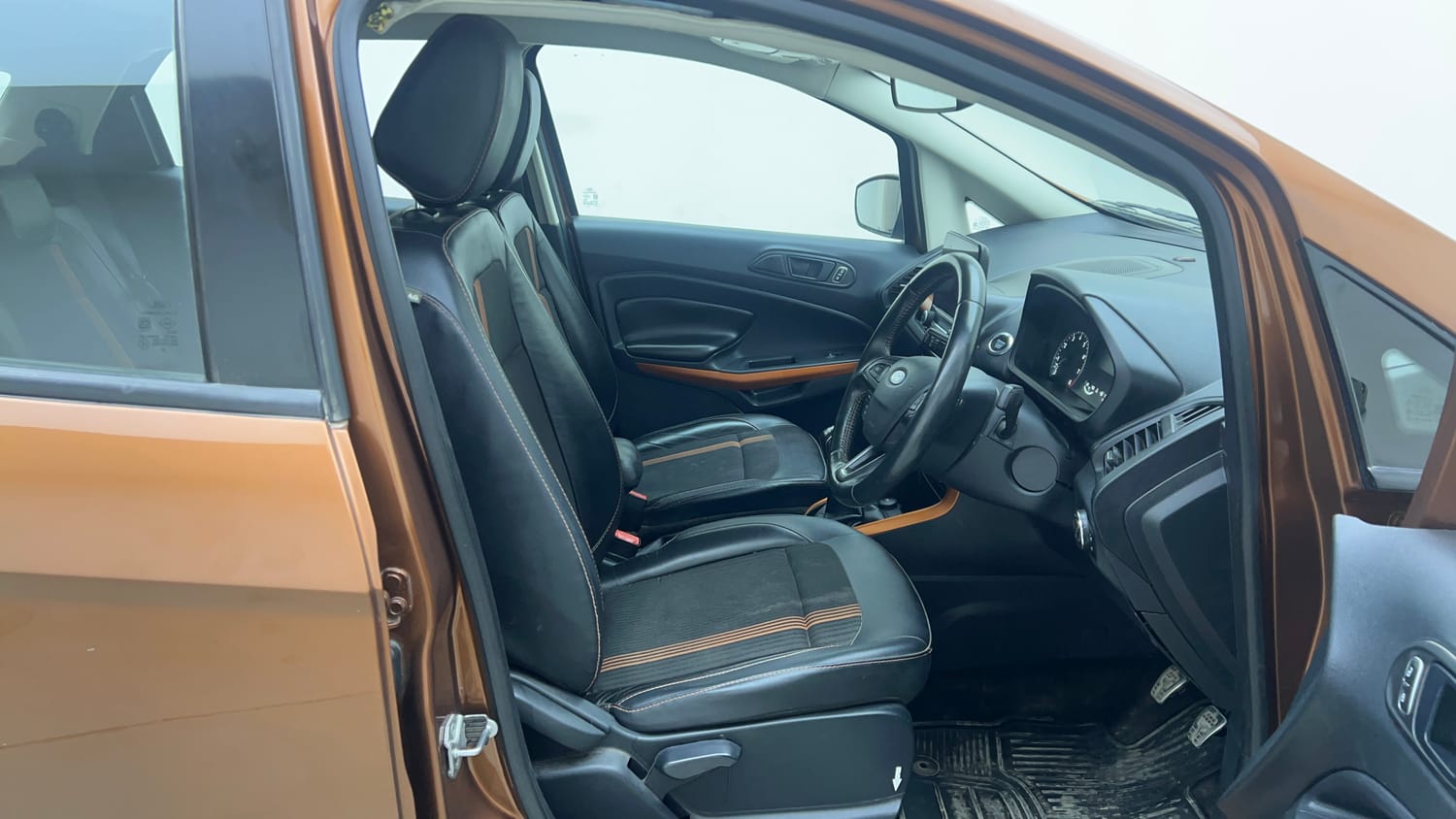 Used 2018 Ford EcoSport S Petrol Petrol Manual interior RIGHT SIDE FRONT DOOR CABIN VIEW