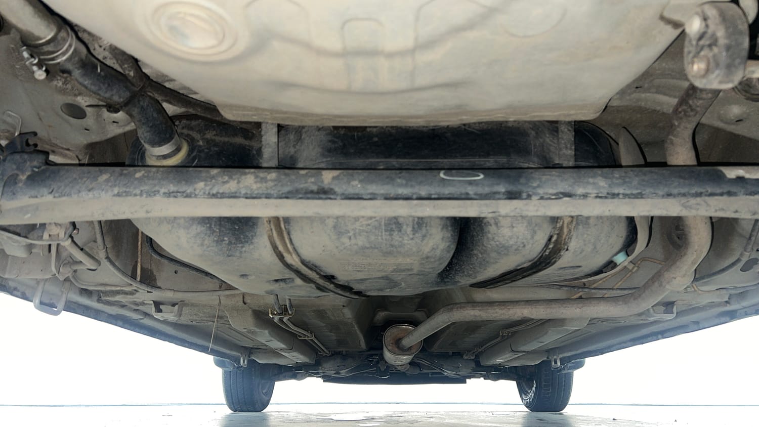 Used 2019 Maruti Suzuki Celerio VXi AMT Petrol Automatic extra REAR UNDERBODY VIEW (TAKEN FROM REAR)