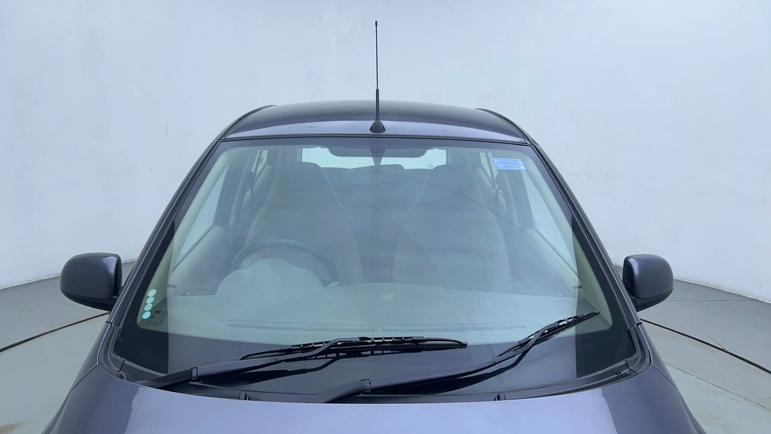 Used 2014 Hyundai i10 Sportz 1.1 iRDE2 Petrol Manual exterior FRONT WINDSHIELD VIEW