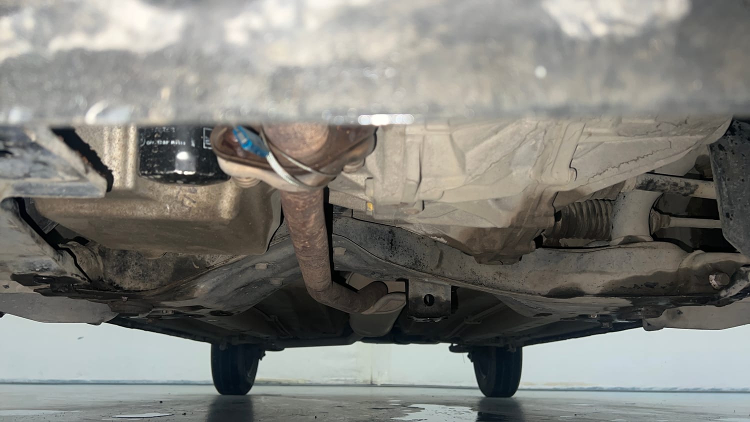 Used 2019 Maruti Suzuki Celerio VXi AMT Petrol Automatic extra FRONT LEFT UNDERBODY VIEW