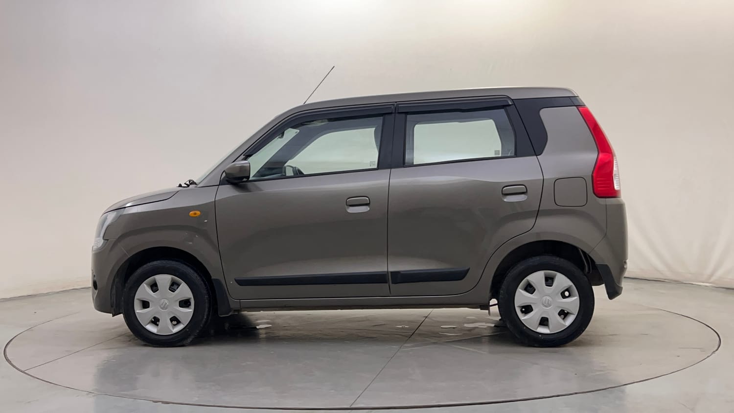 Used 2021 Maruti Suzuki Wagon R VXi (O) 1.2 Petrol Manual exterior LEFT SIDE VIEW
