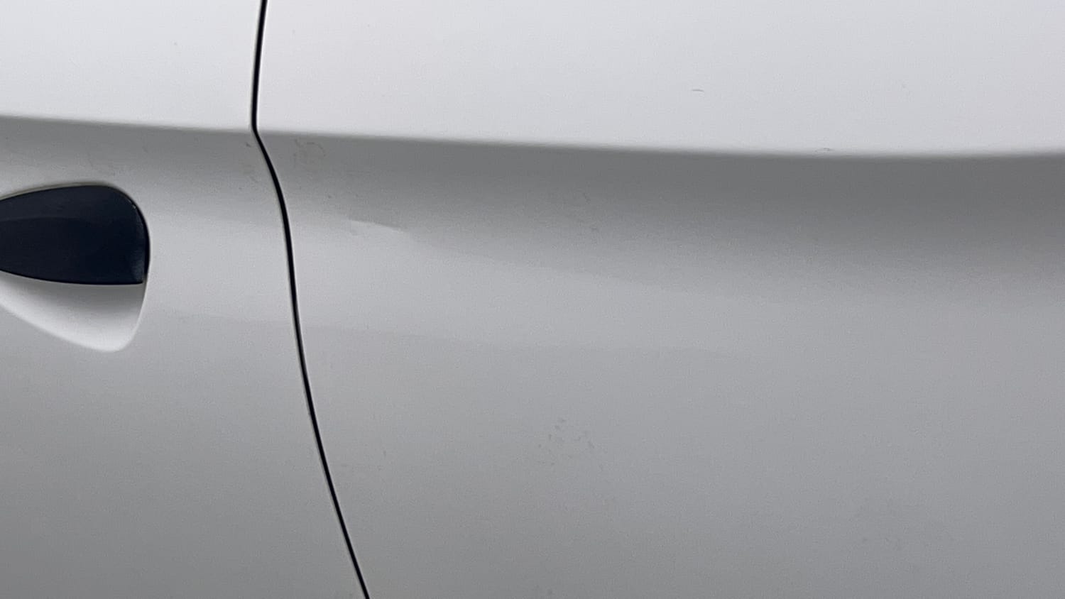 Used 2018 Hyundai Eon Era + AirBag Petrol Manual dents MINOR DENT