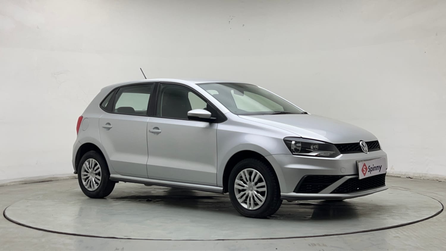 Used 2022 Volkswagen Polo Trendline 1.0L MPI Petrol Manual exterior RIGHT FRONT CORNER VIEW