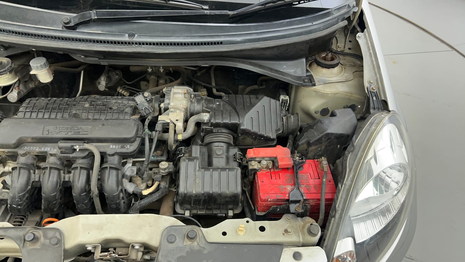 Used 2013 Honda Brio S MT Petrol Manual engine ENGINE LEFT SIDE VIEW