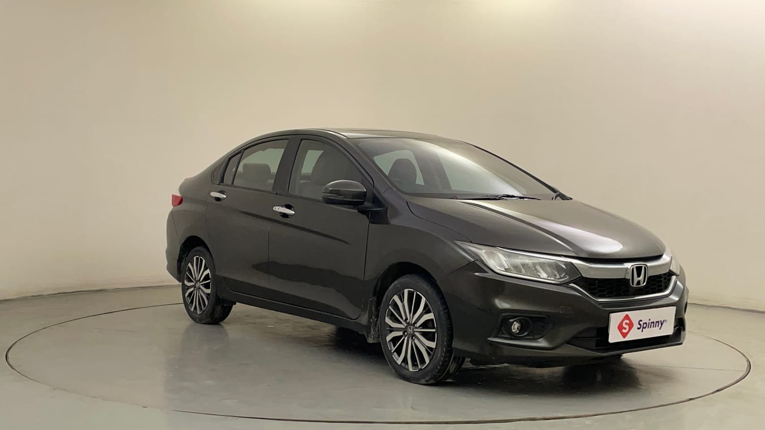 Used 2019 Honda City ZX CVT Petrol Petrol Automatic exterior RIGHT FRONT CORNER VIEW