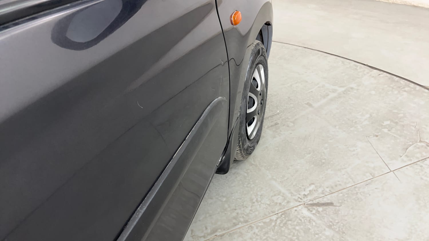 Used 2022 Maruti Suzuki Alto 800 Vxi Plus Petrol Manual dents MINOR SCRATCH