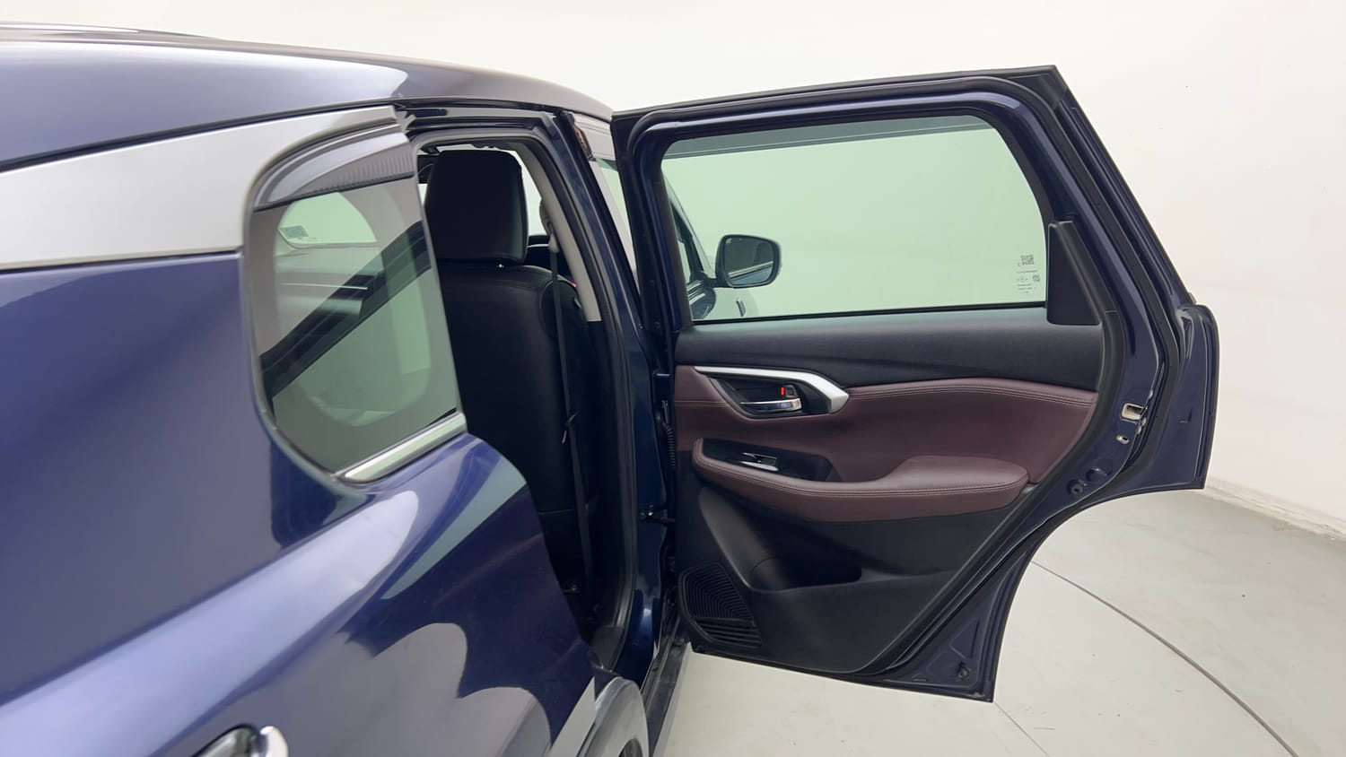 Used 2023 Maruti Suzuki Grand Vitara Zeta Smart Hybrid AT Petrol Automatic interior RIGHT REAR DOOR OPEN VIEW