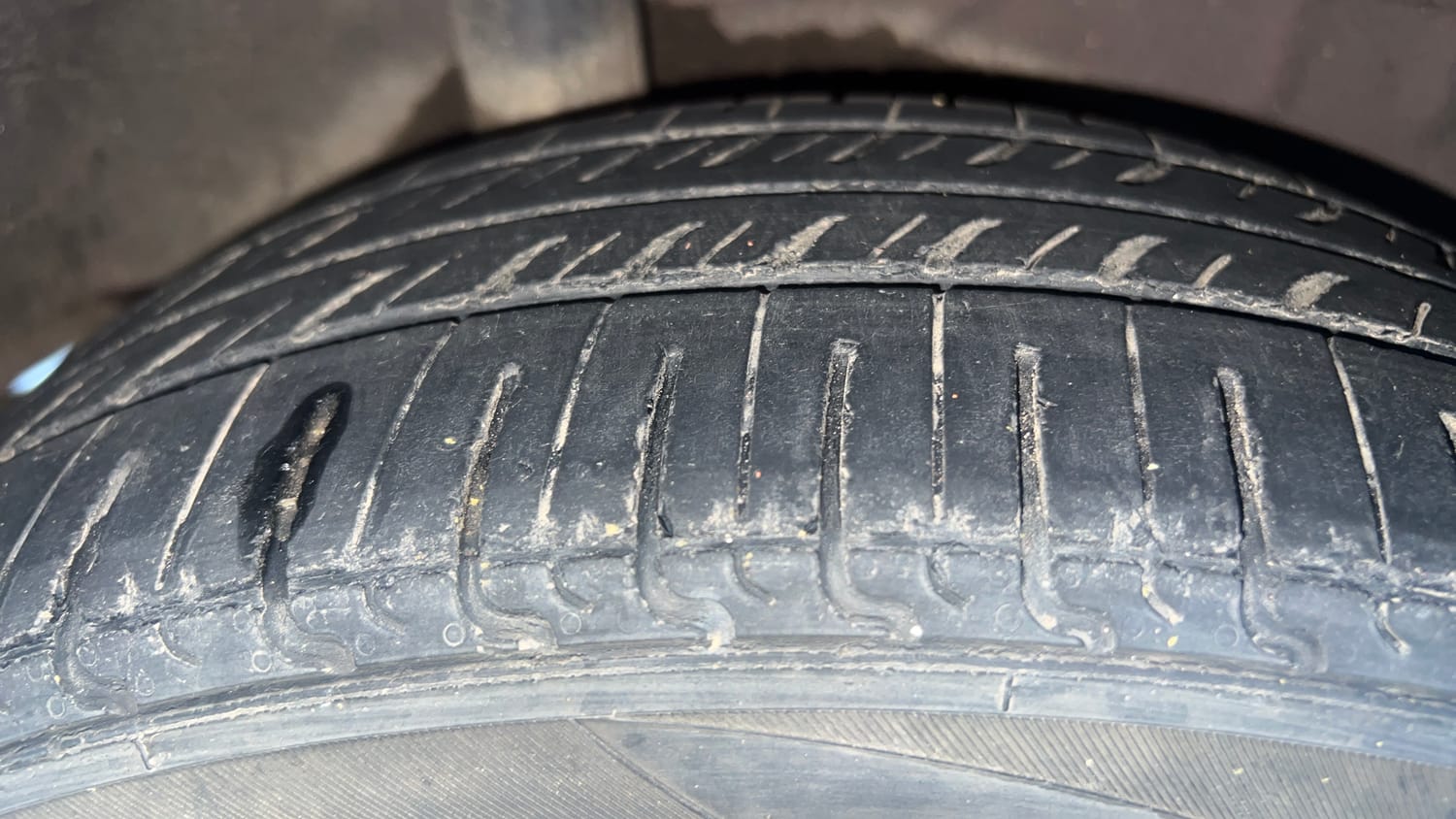 Used 2019 Honda Amaze 1.2 VX CVT Petrol Petrol Automatic tyres RIGHT REAR TYRE TREAD VIEW