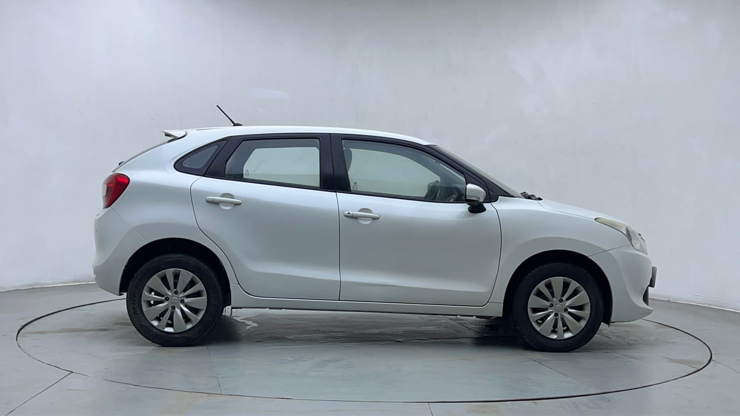 Used 2018 Maruti Suzuki Baleno Delta 1.2 Petrol Manual exterior RIGHT SIDE VIEW