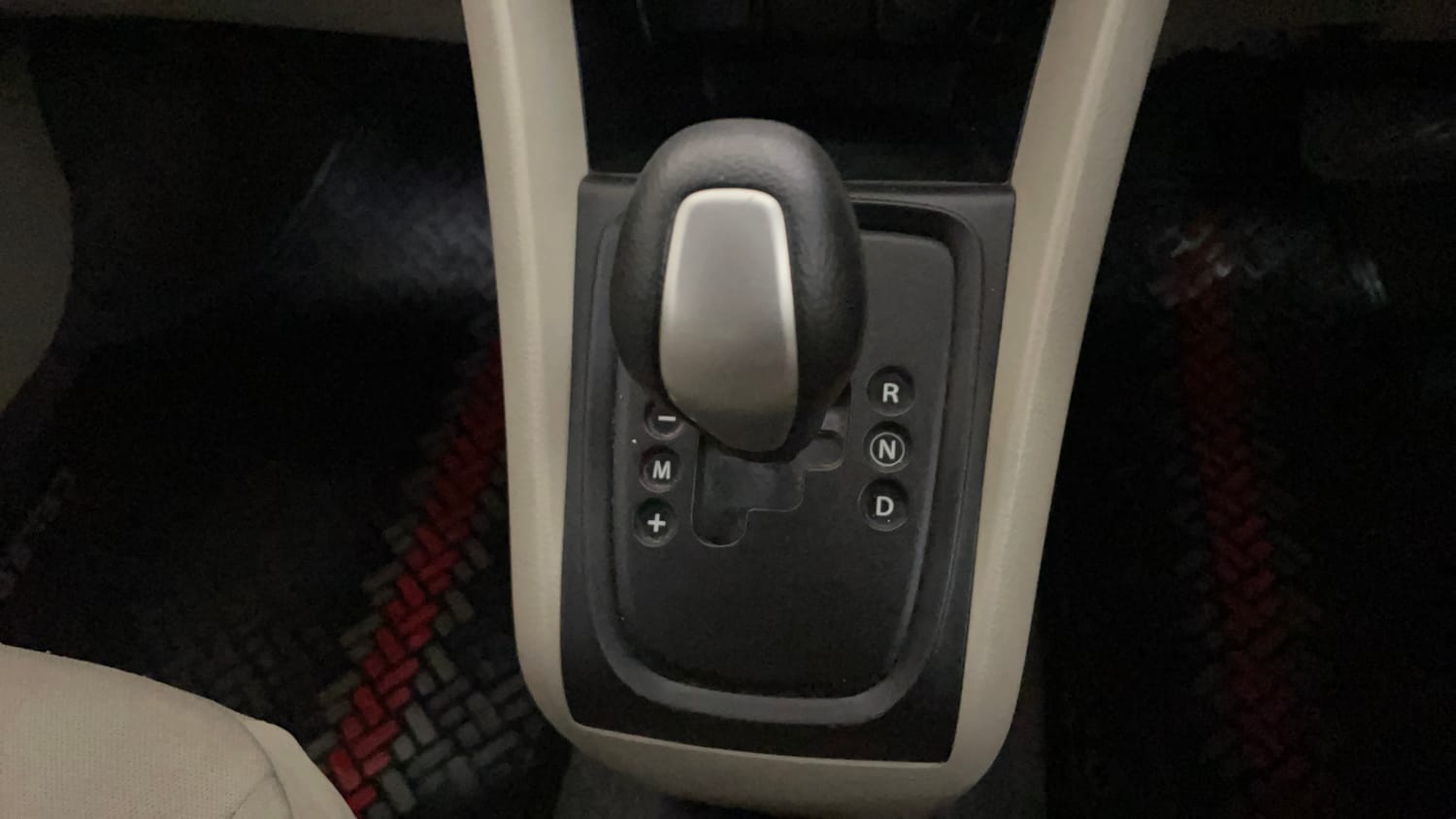 Used 2018 Maruti Suzuki Celerio ZXi (O) AMT Petrol Automatic interior GEAR  KNOB VIEW