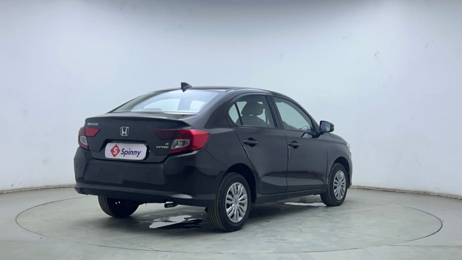 Used 2018 Honda Amaze 1.2 S MT Petrol Petrol Manual exterior RIGHT REAR CORNER VIEW