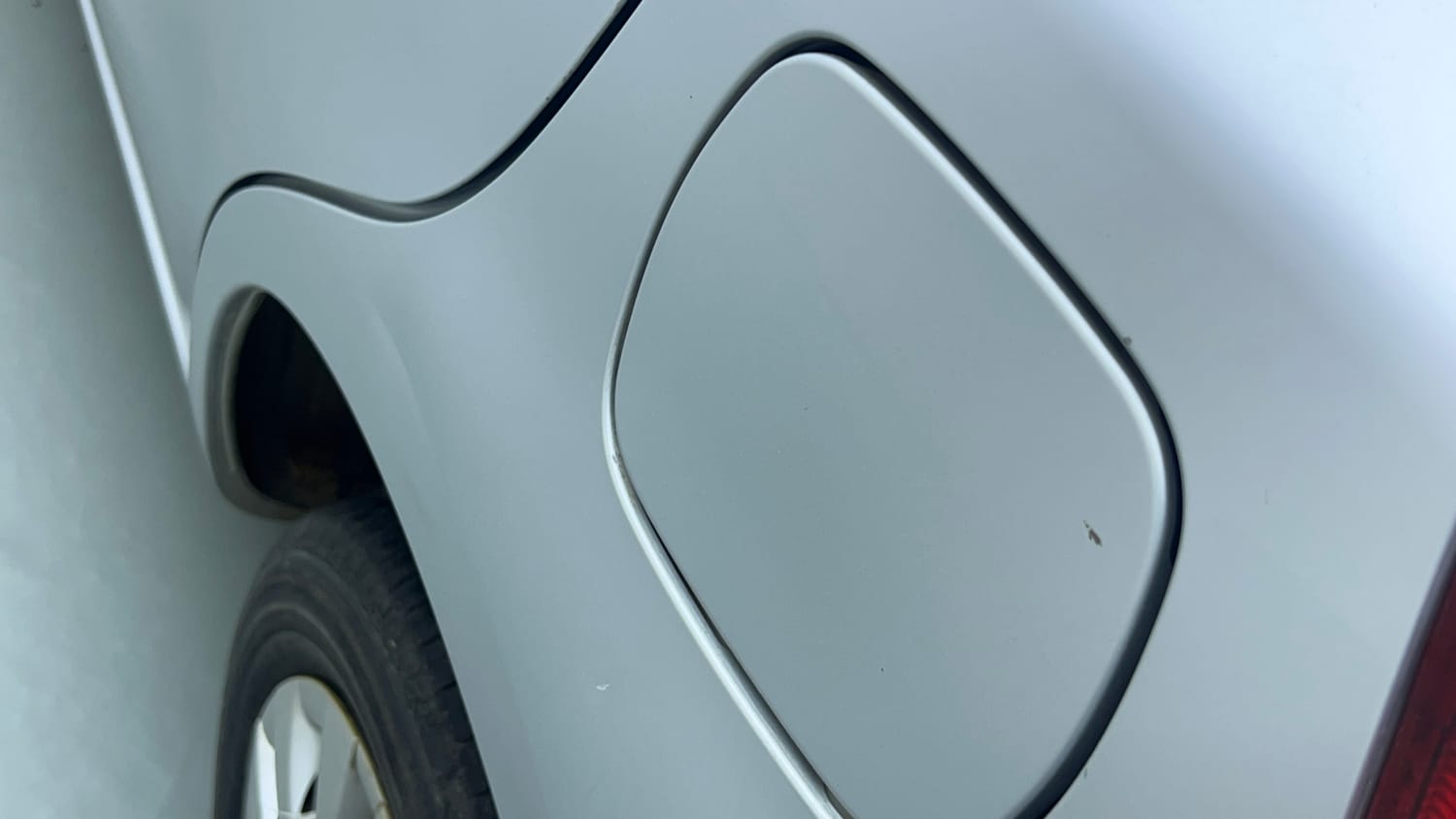 Used 2016 Toyota Etios Liva VD Diesel Manual dents MINOR SCRATCH