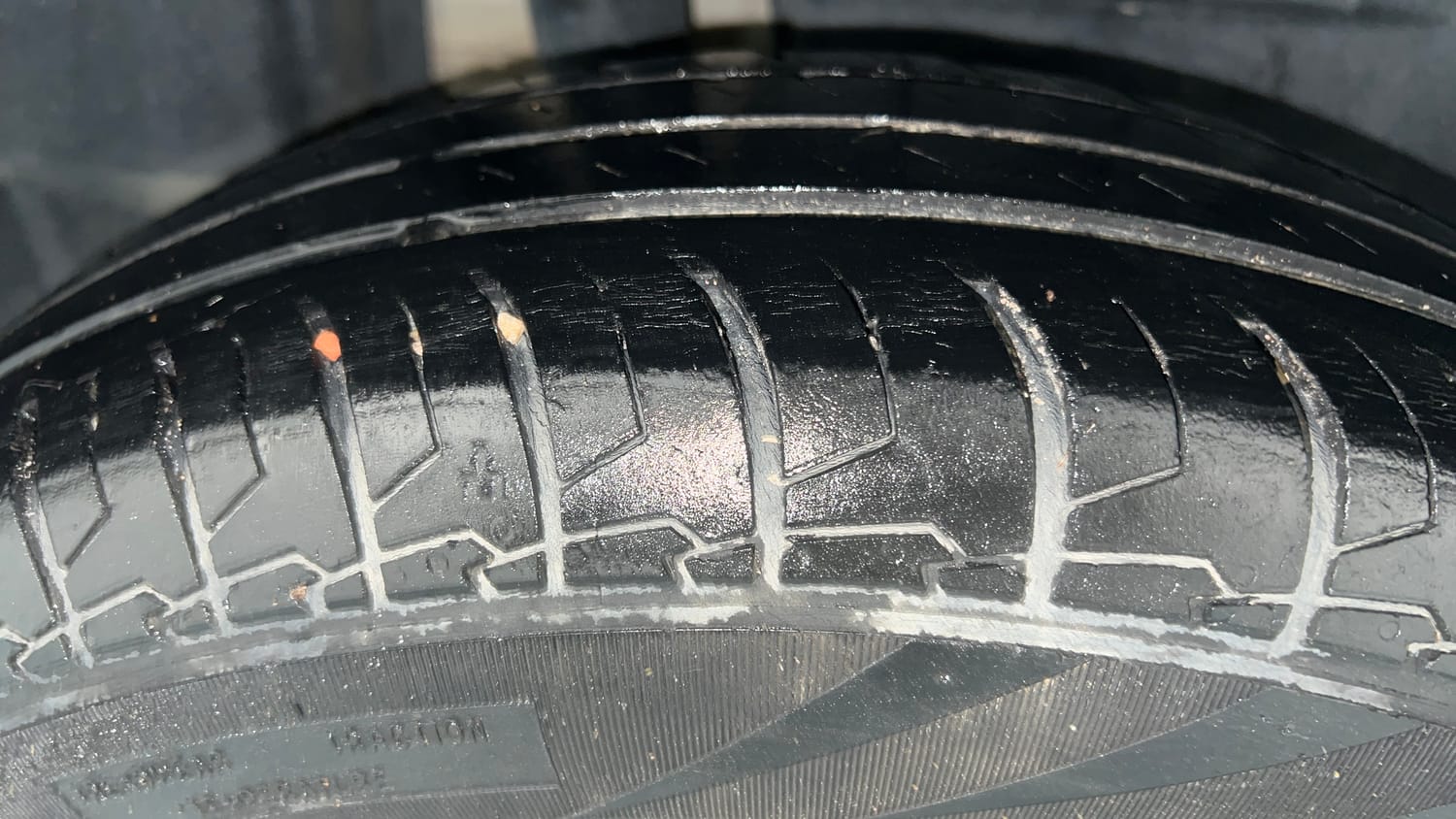 Used 2021 Maruti Suzuki Dzire VXi Petrol Manual tyres RIGHT REAR TYRE TREAD VIEW