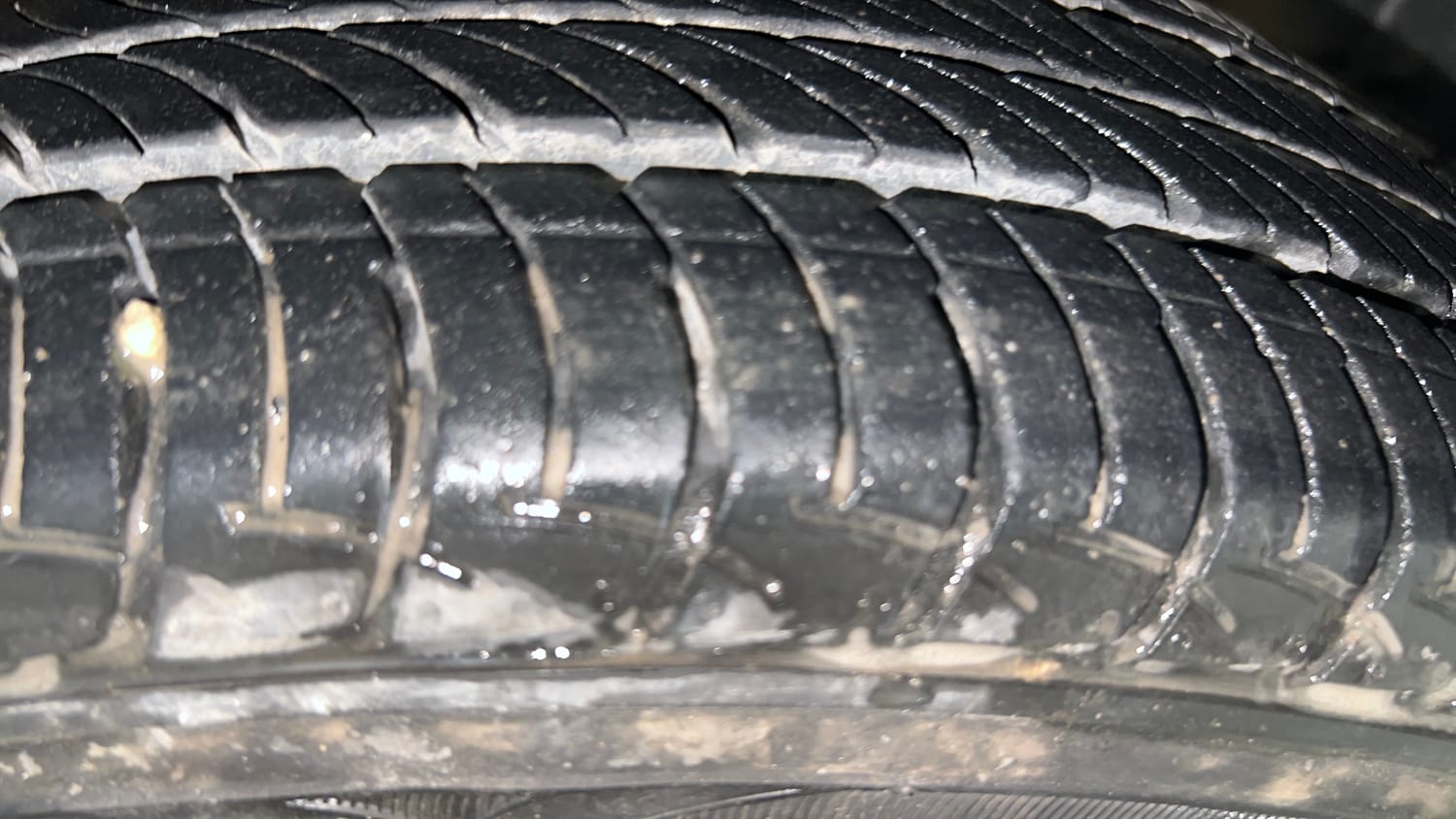 Used 2021 Maruti Suzuki Wagon R VXi (O) 1.2 Petrol Manual tyres RIGHT FRONT TYRE TREAD VIEW
