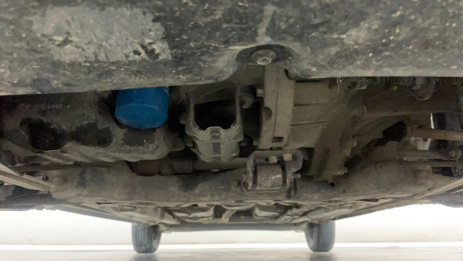 Used 2016 Hyundai Grand i10 Sportz 1.2 Kappa VTVT Petrol Manual extra FRONT LEFT UNDERBODY VIEW