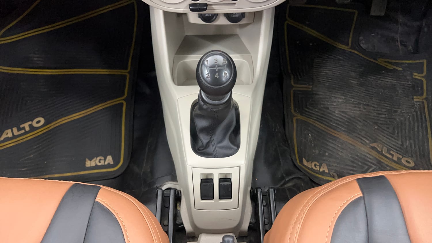 Used 2022 Maruti Suzuki Alto 800 Vxi Plus Petrol Manual interior GEAR  KNOB VIEW