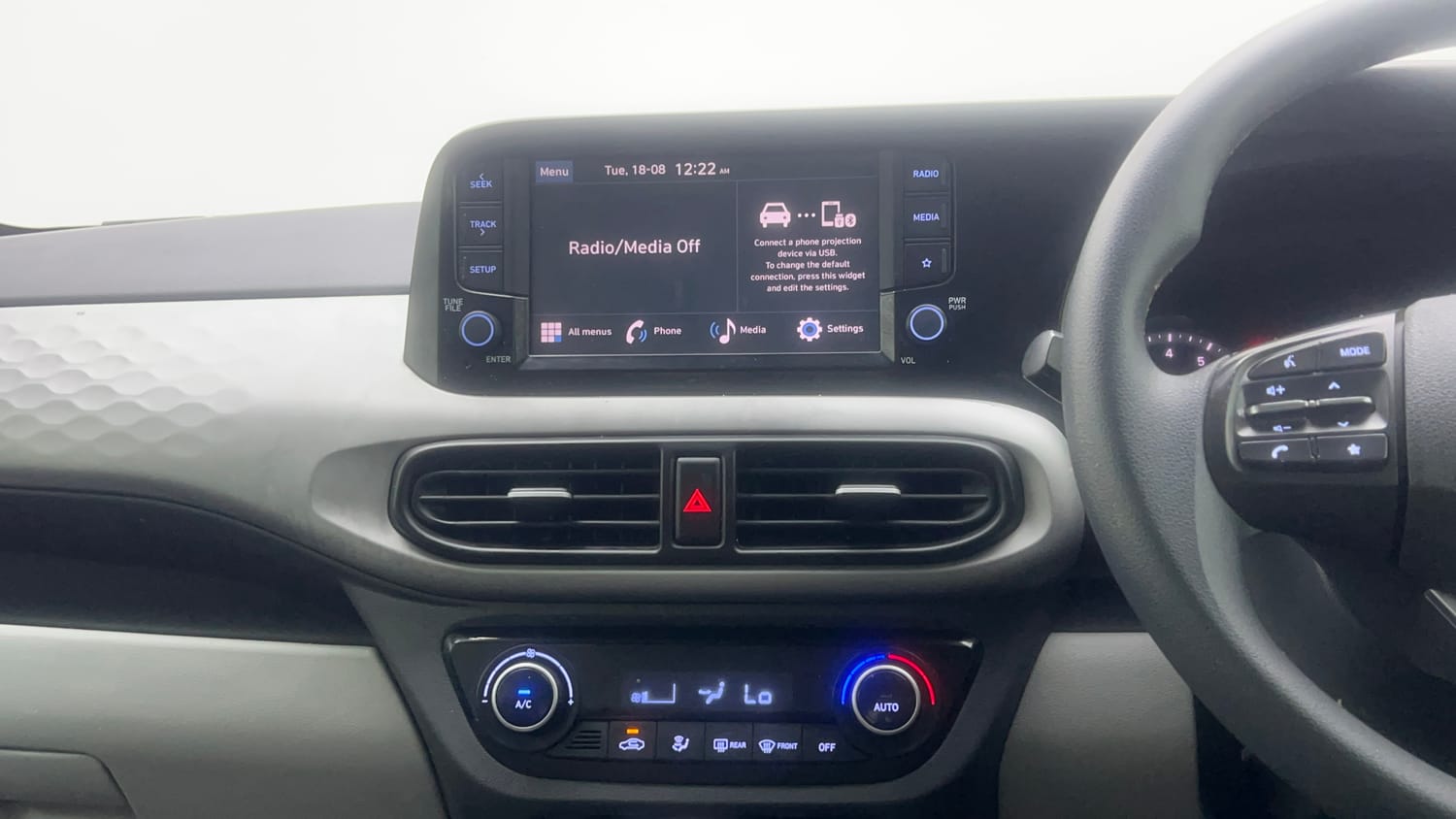 Used 2023 Hyundai Grand i10 Nios Sportz 1.2 Kappa VTVT Petrol Manual top_features Integrated (in-dash) music system