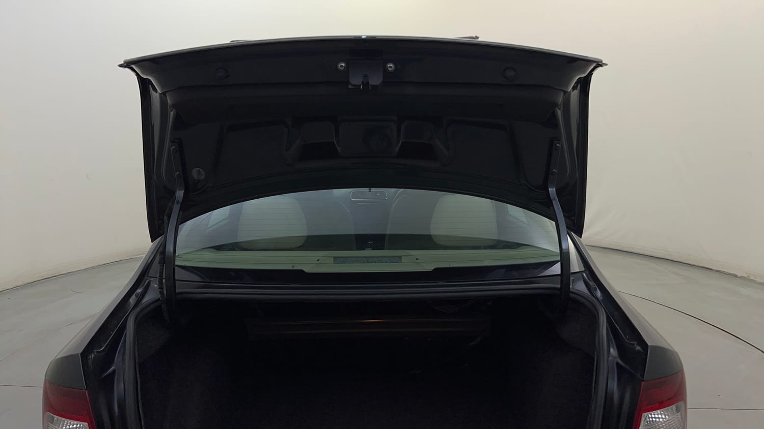 Used 2021 Skoda Rapid Style AT Petrol Automatic interior DICKY DOOR OPEN VIEW