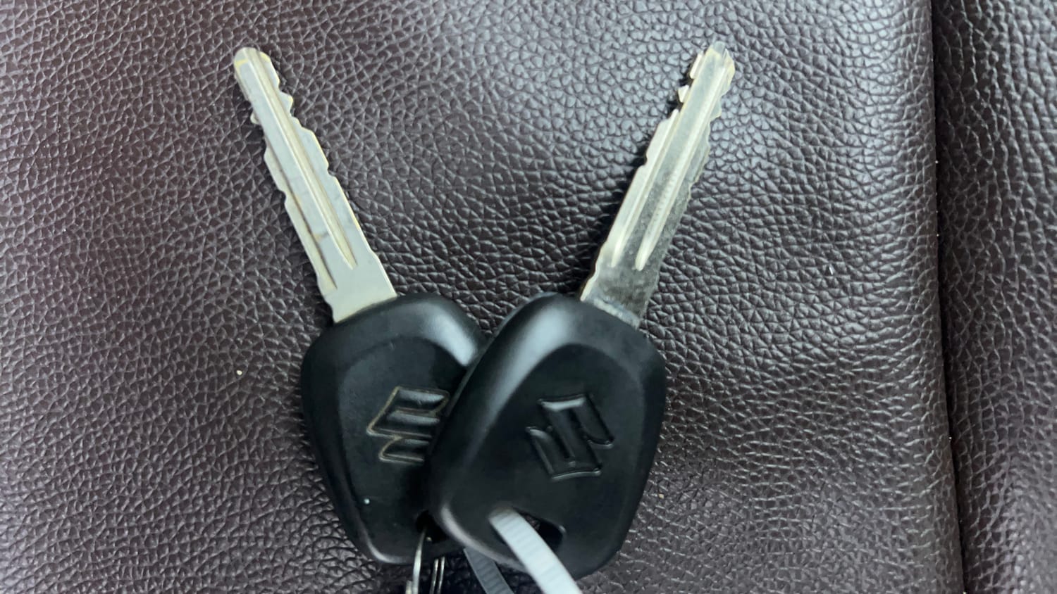Used 2017 Maruti Suzuki Alto 800 LXi Petrol Manual extra CAR KEY VIEW