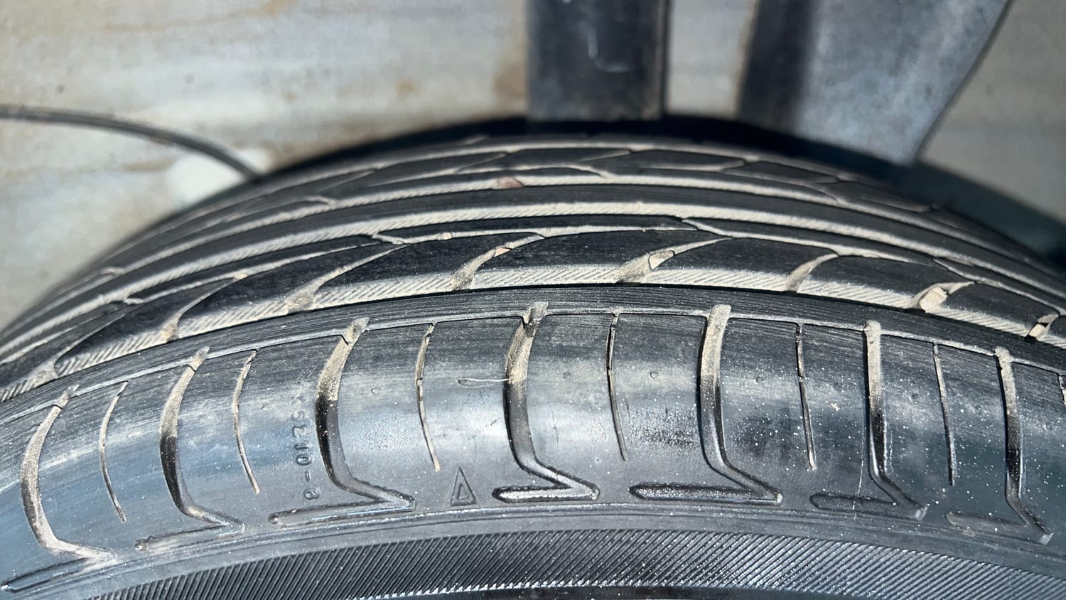 Used 2019 Hyundai Santro Magna CNG Cng Manual tyres LEFT REAR TYRE TREAD VIEW