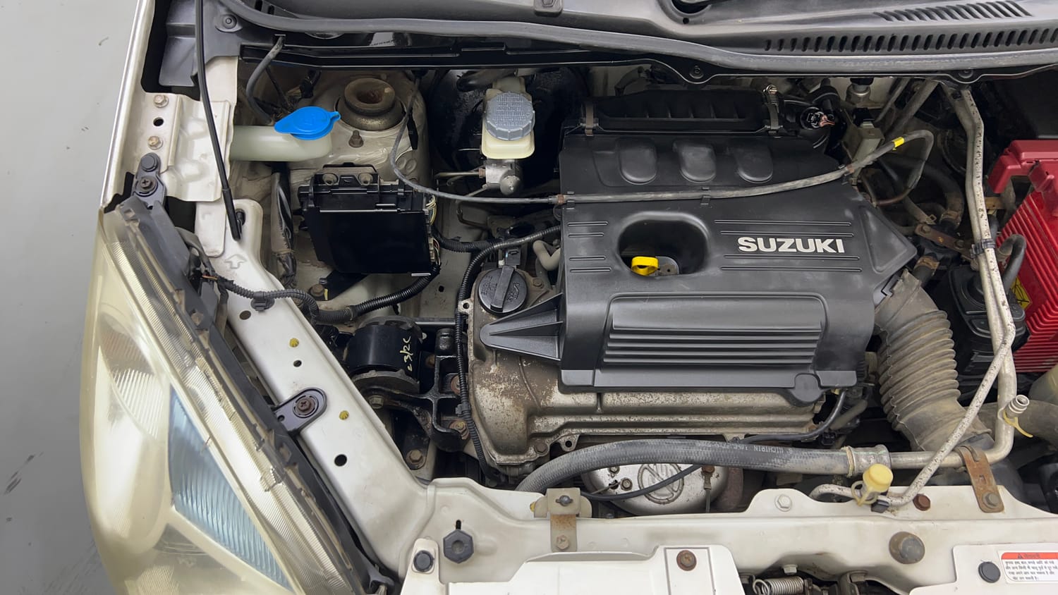 Used 2013 Maruti Suzuki Wagon R LXI CNG Cng Manual engine ENGINE RIGHT SIDE VIEW