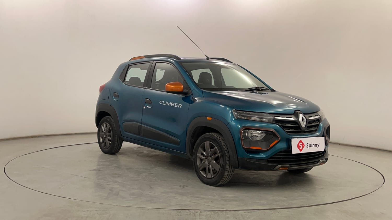 Used 2020 Renault Kwid CLIMBER 1.0 Opt Petrol Manual exterior RIGHT FRONT CORNER VIEW