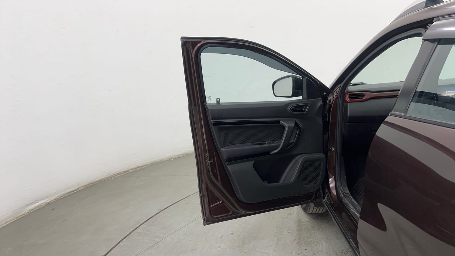 Used 2022 Renault Kiger RXZ AMT Petrol Automatic interior LEFT FRONT DOOR OPEN VIEW