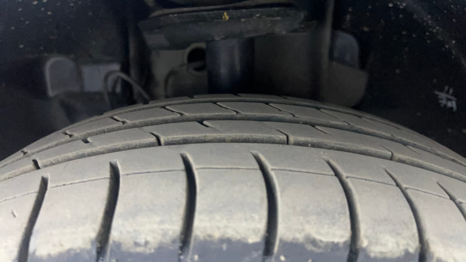Used 2022 Tata Tigor XMA Petrol Automatic tyres LEFT FRONT TYRE TREAD VIEW