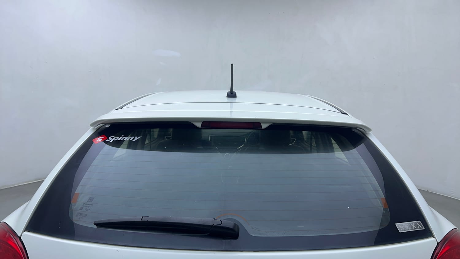 Used 2018 Maruti Suzuki Baleno Delta 1.2 Petrol Manual exterior BACK WINDSHIELD VIEW