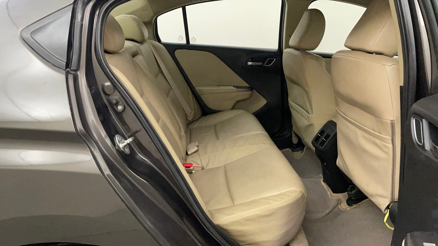 Used 2019 Honda City ZX CVT Petrol Petrol Automatic interior RIGHT SIDE REAR DOOR CABIN VIEW