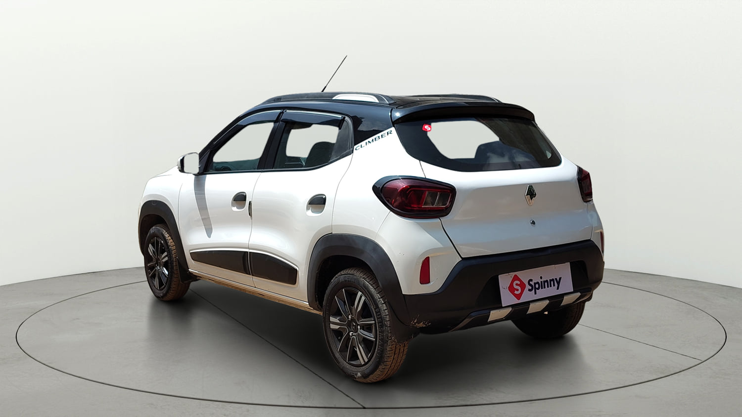 Used 2024 Renault Kwid CLIMBER 1.0 AMT Dual Tone Petrol Automatic exterior LEFT REAR CORNER VIEW