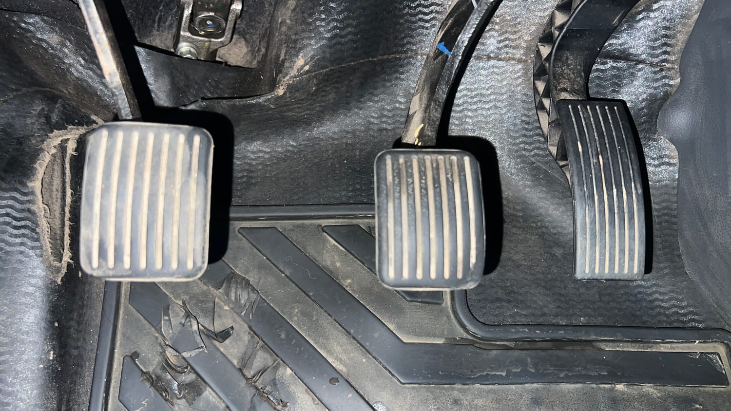 Used 2017 Maruti Suzuki Ertiga VXI CNG Cng Manual interior PEDALS VIEW