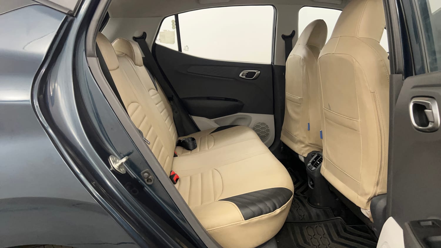 Used 2021 Hyundai Grand i10 Nios Sportz AMT 1.2 Kappa VTVT Petrol Automatic interior RIGHT SIDE REAR DOOR CABIN VIEW