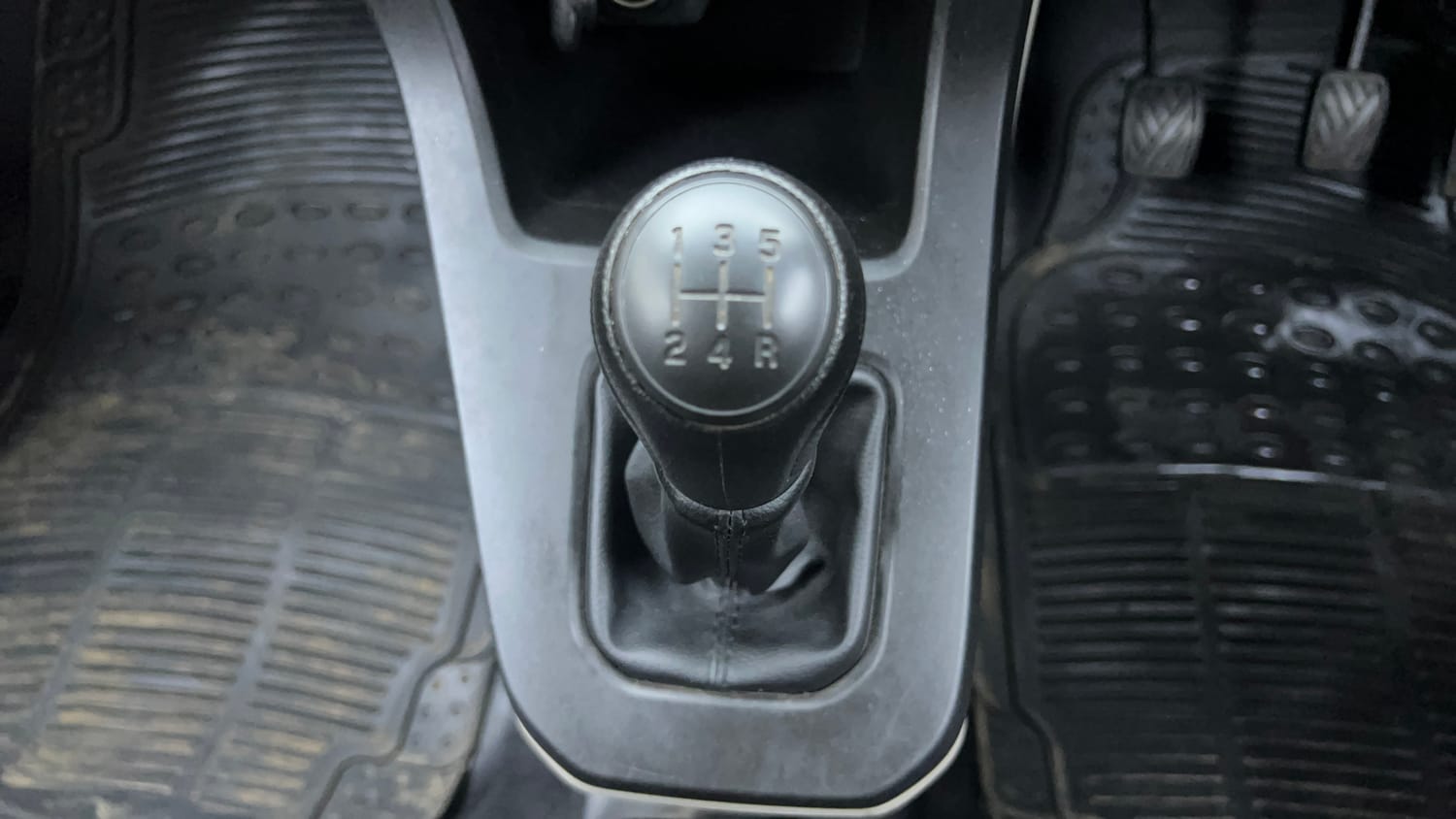Used 2022 Maruti Suzuki Wagon R LXI 1.0 CNG Cng Manual interior GEAR  KNOB VIEW