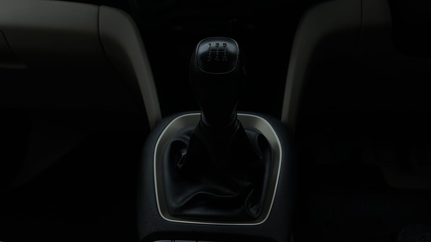 Used 2019 Hyundai Santro Magna CNG Cng Manual interior GEAR  KNOB VIEW