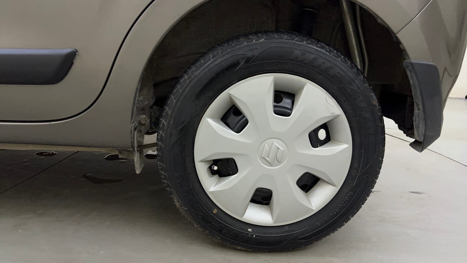 Used 2021 Maruti Suzuki Wagon R VXi (O) 1.2 Petrol Manual tyres LEFT REAR TYRE RIM VIEW