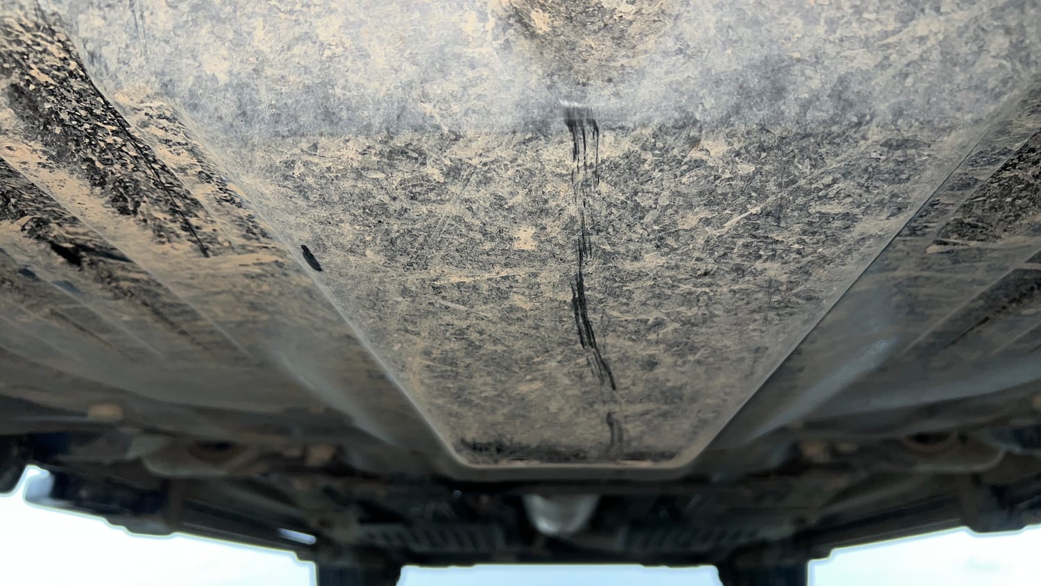 Used 2026 Tata Safari Accomplished X Automatic Petrol Automatic extra FRONT LEFT UNDERBODY VIEW