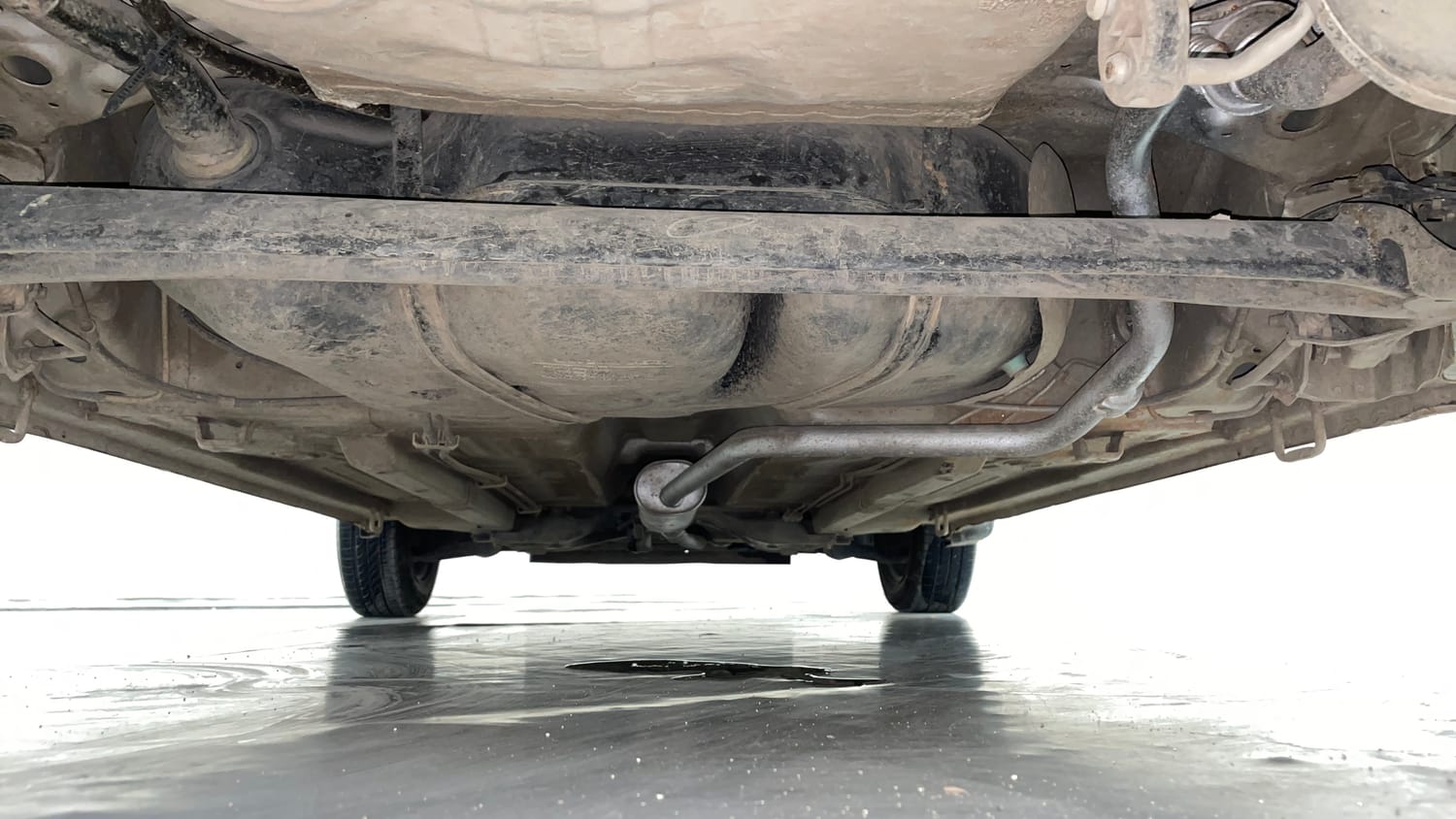 Used 2018 Maruti Suzuki Celerio ZXi (O) AMT Petrol Automatic extra REAR UNDERBODY VIEW (TAKEN FROM REAR)