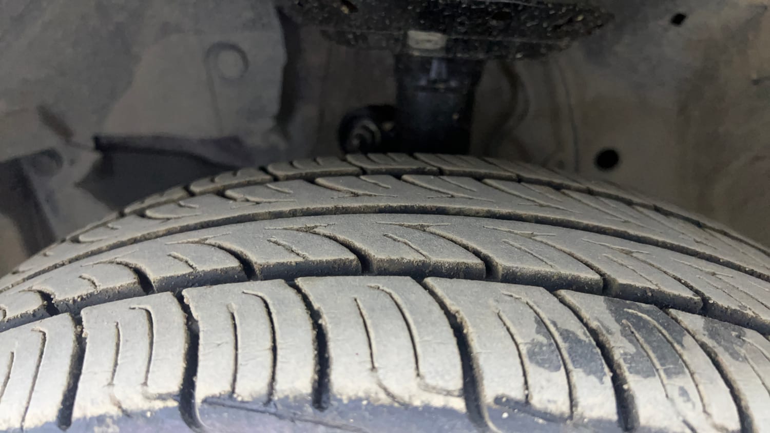 Used 2018 Honda Jazz V Petrol Petrol Manual tyres LEFT FRONT TYRE TREAD VIEW