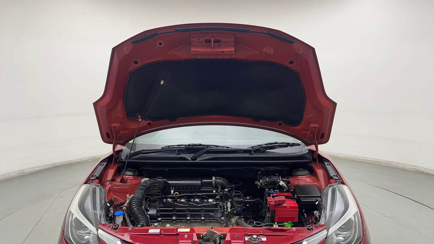 Used 2021 Toyota Glanza G CVT Petrol Automatic engine ENGINE & BONNET OPEN FRONT VIEW